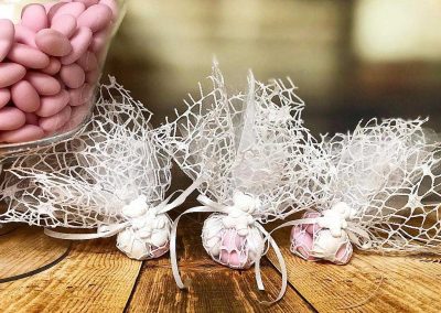 Mesh Poofs - Amore Mio Confetti and Accessories